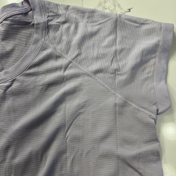 Lululemon - Swiftly Tech Short Sleeve Shirt 2.0 - Lavender Dew - Size 16 - Picture 6 of 11